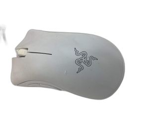 raton razer deathadder essential