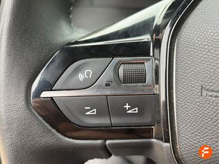 Peugeot 2008 Allure Pack Puretech 100 S&S 6 Vel. MAN