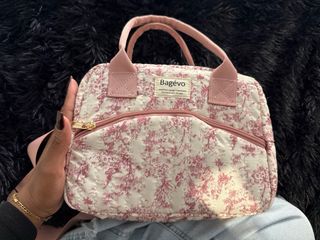 Pañalera pequeña floral rosa