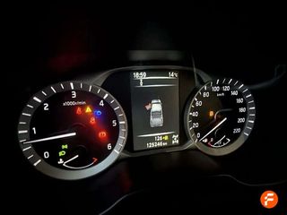 Nissan Navara TREK 1