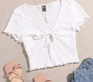 Top SHEIN blanco con lazada
