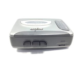 walkman sanyo mgr-717