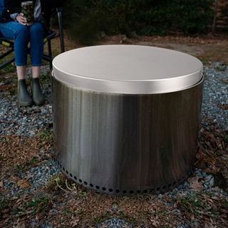 Tapa para Fogón, Pantalla Antichispas Portátil de 20", Tapa de Metal de Acero Inoxidable, Accesorio para Estufas de Leña y Camping de Fácil Apertura, para Fogones de Patio Exterior en el Jardín