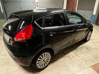 Ford Fiesta 1.6tdci 90cv año 2010