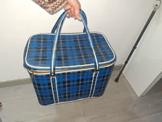 Nevera portátil cuadros azul