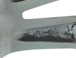 Llanta 4261105330 toyota avensis active 2165042