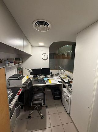 Oficina en venta en Les Tres Torres en Barcelona