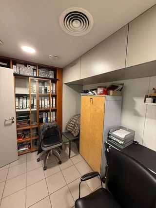 Oficina en venta en Les Tres Torres en Barcelona