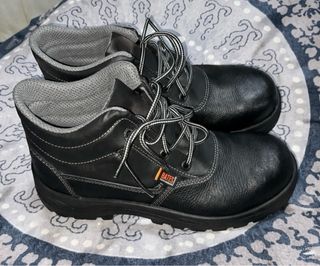 Zapatos de seguridad Bates con puntera de acero