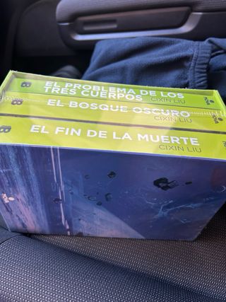 Trilogía de los Tres Cuerpos: Estuche con: El p...