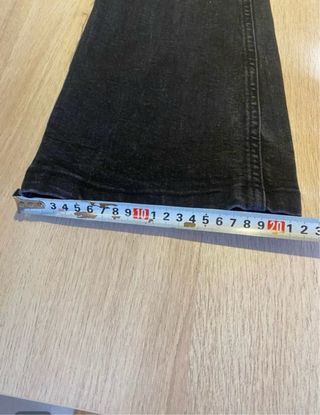 Pantalón vaquero elástico Primark negro