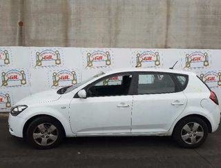 Centralita motor uce 391142a511 kia cee'd 1061694