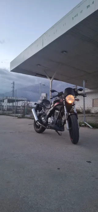 Daelim Roadwin 125cc FI (leer bien)