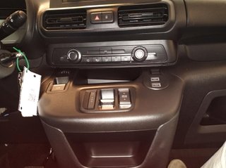 TOYOTA PROACE CITY BEV 59KWH 136PS GX L1 136 4P