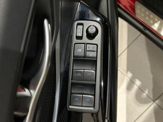 TOYOTA C-HR 1.8 VVT-I HYBRID ADVANCE AUTO 122 5P