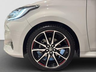 TOYOTA YARIS 1.5 VVT-I HYBRID GR SPORT 116 5P