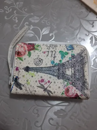 Portamonete con Eiffel e fiori