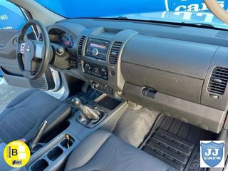 NISSAN Navara FE Doble Cabina 2.5 dCi 144 CV 4x4