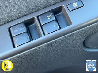 NISSAN Navara FE Doble Cabina 2.5 dCi 144 CV 4x4