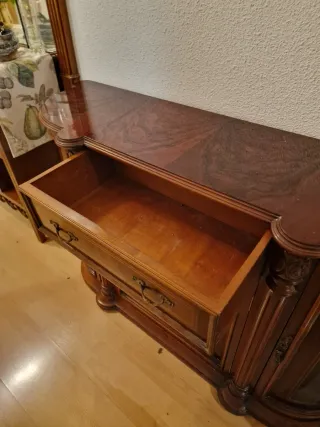 Mueble recibidor de madera