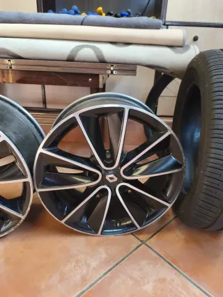 Llantas Renault 17 Pulgadas