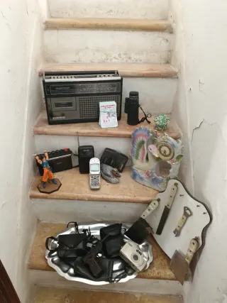 Radio y Cámara Antigua