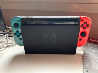Nintendo Switch Azul y Rojo