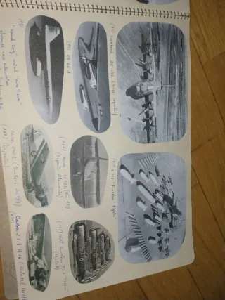 Álbum srtesanal antiguo aviones de guerra