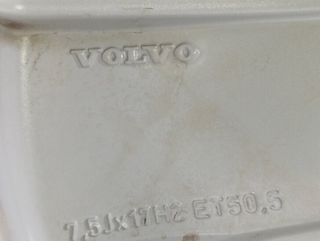 Volvo 2316287 llanta 31680565 xc momentum core 2wd