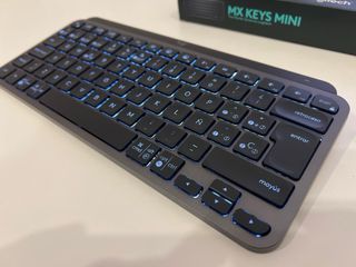 Teclado Logitech MX Keys Mini
