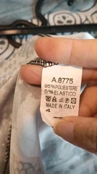 Top Lencero Serpiente y Flores Curvy nuevo