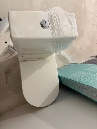 Inodoro Teka blanco, sin usar