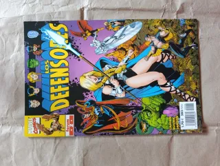 Comics los defensores n 1 y 2.