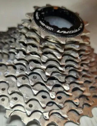 Piñonera Shimano Ultegra CS-R8100 12V   11T-30T