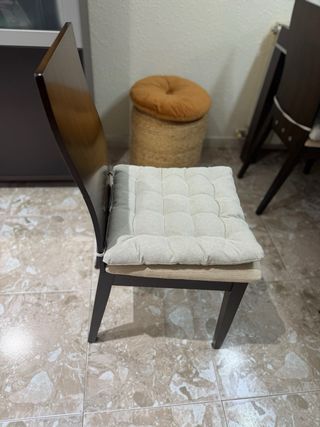 Mesa Comedor y 4 Sillas Madera