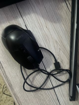 Ratón Gaming Negro 1mes uso me costo 35€