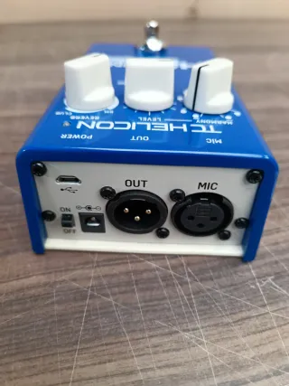 TC Helicon Harmony Singer 2 Pedal de Voz