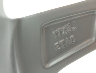 Toyota 2375631 llanta 426110h070 aygo x (_b7_) 1.0