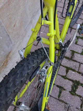 Bicicleta Kastle Mountain Bike para arreglar