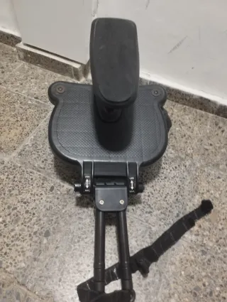 Patinete universal para acoplar  cochecito de bebé