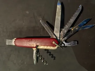 Navaja Victorinox Roja