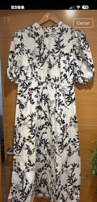 Vestido Zara floral blanco y negro