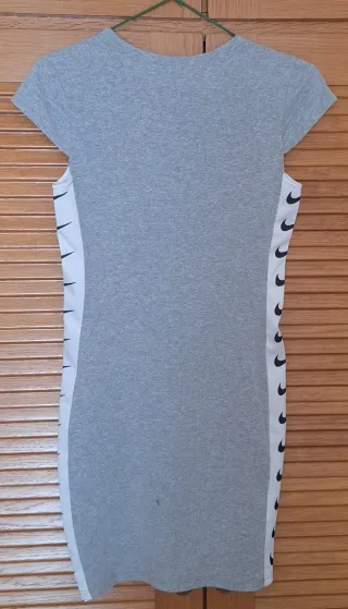 Vestito sportivo Nike grigio taglia S