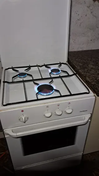 Cocina de gas, marca Corbero