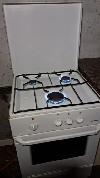 Cocina de gas, marca Corbero