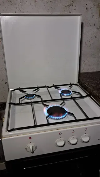 Cocina de gas, marca Corbero