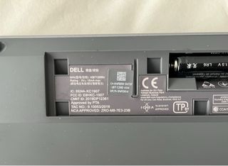 Dell KM7120W Teclado y Ratón Bluetooth