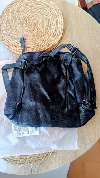 Bolso tipo Mochila Negro