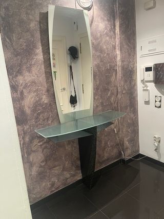 Mueble de entrada con espejo