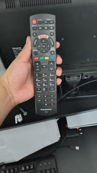 TV Panasonic 24 TX-24CS500E